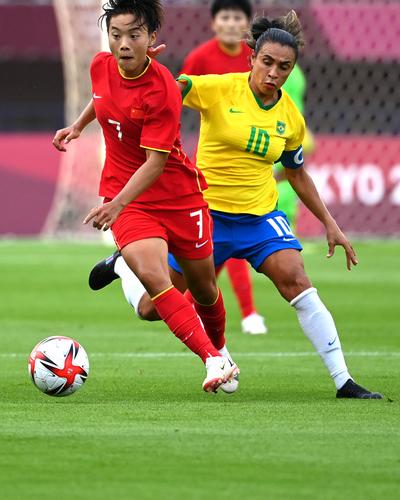 中国队vs巴西足球2021