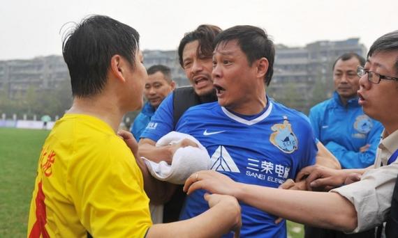足球中国vs日本直播范志毅
